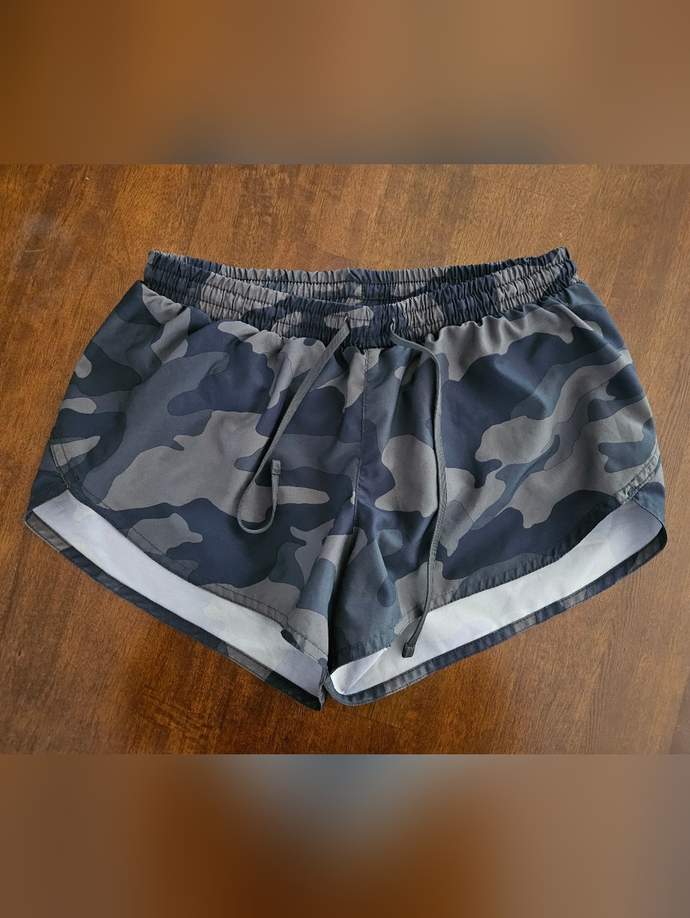 NWOTs Women's Old Navy Go-Dry Printed Run Shorts for Women